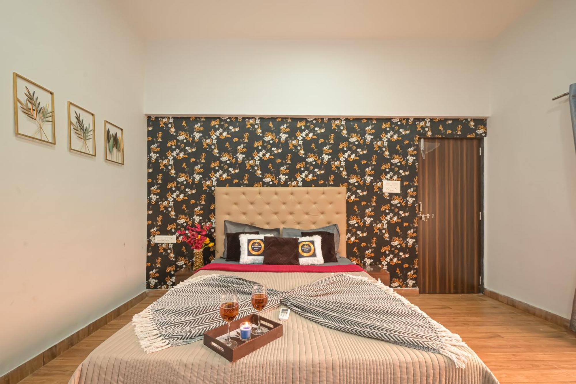 Ll Empyrean Stay II Luxury Ll Celestial Unicorn Villa Ll 3Bhk Ll Ac Ll Private Big Pool Ll 罗纳瓦拉 外观 照片