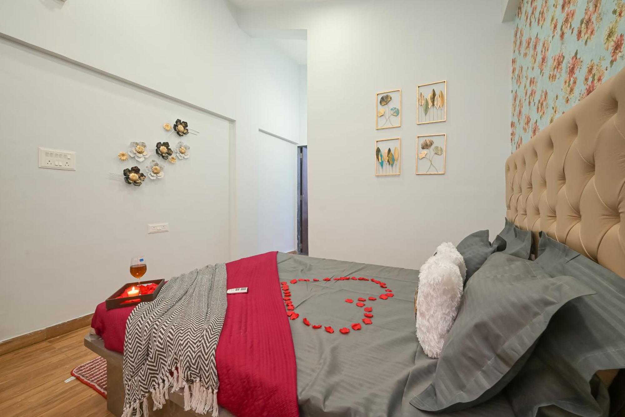 Ll Empyrean Stay II Luxury Ll Celestial Unicorn Villa Ll 3Bhk Ll Ac Ll Private Big Pool Ll 罗纳瓦拉 外观 照片