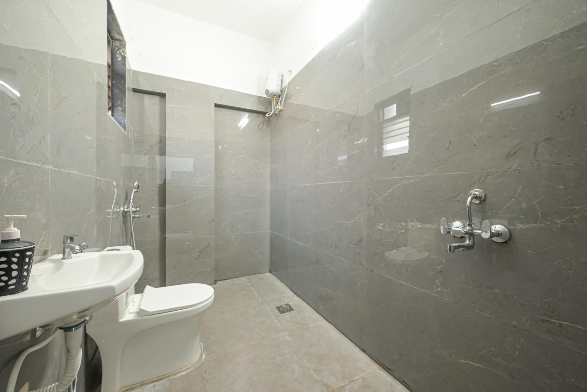 Ll Empyrean Stay II Luxury Ll Celestial Unicorn Villa Ll 3Bhk Ll Ac Ll Private Big Pool Ll 罗纳瓦拉 外观 照片